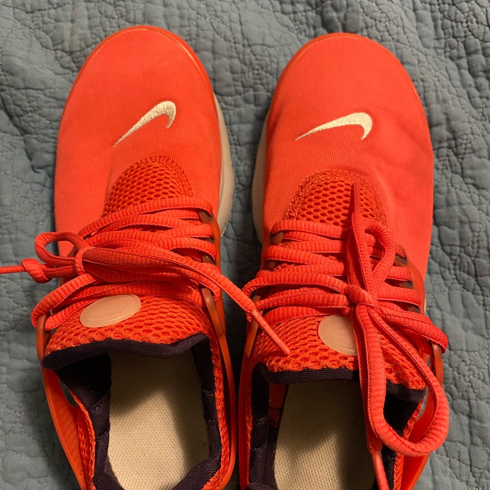 Nike Air Presto- Red. Barely worn.